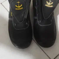 کفش کار ایمنی