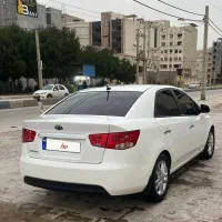 سراتو ۲۰۰۰ اتوماتیک ۲۰۱۶