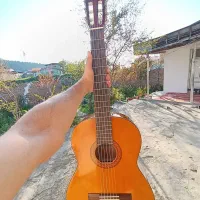 گیتار یاماها سی ۴۰ ساخت اندونزی