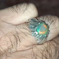 انگشتر نقره. سنگ جواهری اوپال