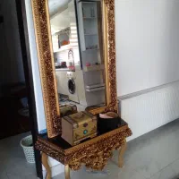 آینه  ومیز طلایی