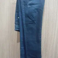 پالتو و شلوار لی|لباس|نیشابور, چمبران|دیوار