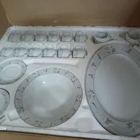 سرویس چینی ۱۲ نفره یا ۱۰۲ پارچه چینی زرین نو آکبند|ظروف سرو و پذیرایی|تهران, نازیآباد|دیوار