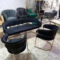 میزناخن،انواع صندلی،تخت ،ایینه|آرایشگاه و سالن‌های زیبایی|تبریز, |دیوار