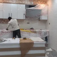 کاشی ازروی کاشی کارمیکنم بین کابینت هم انجام میدم