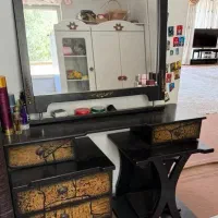 میز ارایشی و کمد دو درب