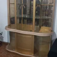 بوفه ایینه کاری شده