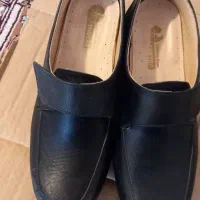 کفش راحتی طبی و صندلی خوب