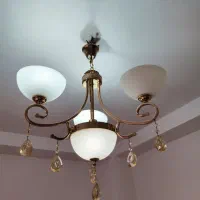 لوستر کلاسیک|لوستر و چراغ آویز|رشت, کوی مهر|دیوار