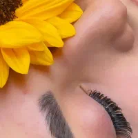 واگذاری همه لاین ها در سالن زیبایی روشنک
