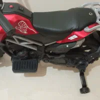 موتور تک موتوره قوی بیرون 15تومن قیمتش هست|اسباب‌بازی بچه|یزد, |دیوار