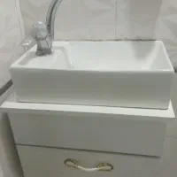 روشویی کابینتی  به همراه شیر و شیر سرویس