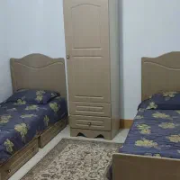 یک سرویس تخت وکمد نوجوان