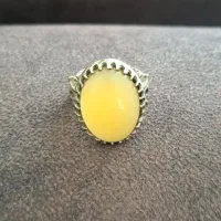 عقیق عسلی رکاب دستاز با مهر