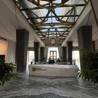 ۲۱۰مت/کلید نخورده/با استخر/ و روف گاردن