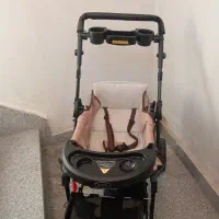 کالسکه در حد نو فقط دو سه بار استفاده شده فقط