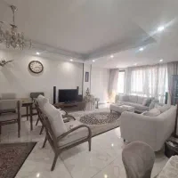 ۱۰۳متر/فول امکانات/خوش نقشه/غرق نور/ جی