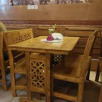 میز و نیمکت کافه تراس باغ رستوران