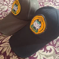 کلاه نظامی|لباس|خوی, |دیوار