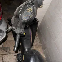 موتور طرح ویو مدل ۹۳ سالم و بدون خطو خش لاستیک نو|موتورسیکلت|کرج, دهقان ویلا|دیوار