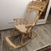 صندلی راکی ، مادر بزرگ