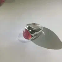 انگشتر یاقوت فوق کلکسیونی و قدیمی حکاکی شده