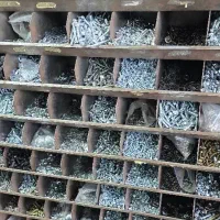 پخش خار و پیچ و مهره فابریکی خودرو و صنعتی|عمده‌فروشی|شیراز, زرهی|دیوار