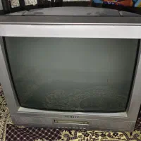 دو عدد تلویزیون ۲۹ اینج و ۲۱ اینج