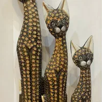 مجسمه چوبی