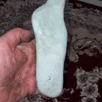 یک سنگ کلسیون بی نظیربه شکل پای یک خانم دقیقن|کلکسیون اشیاء عتیقه|علی‌آباد کتول, |دیوار