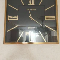 ساعت دیواری