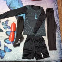 کیت فوتبالی دروازه بان سایز کودک 10الا 12ساله