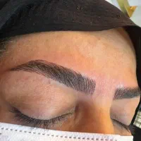 انجام کلیه خدمات آرایش دائم وتتو بانوان