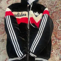 کاپشن آدیداس دورو