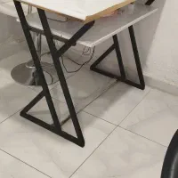 میز ناخن|آرایشگاه و سالن‌های زیبایی|سقز, |دیوار