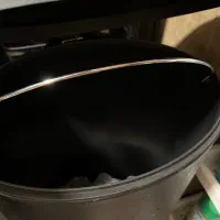 سطل زباله بزرگ