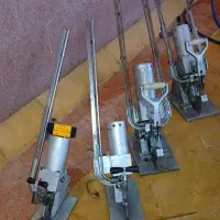 کلیپس زن نایلون مرغ و کالباس