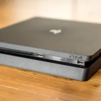 Ps4 slim 1 tra