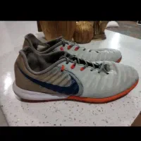 کتونیهای فوتبال فوتسال وراحتی