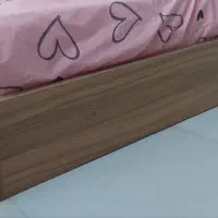 تخت دو نفره