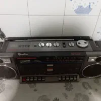 ضبط صوت و رادیو قدیمی