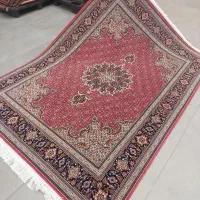 فرش دستباف(بساک) تک ۳ متری ماهی ۵۰ رج تبریز