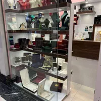 تولیدی استند، مانکن، دکور، ویترین و جعبه طلا جواهر
