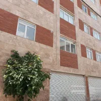 واحد ۷۲ متر نوساز