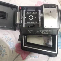 یک دستگاه دوربین فیلم برداری آنتیک