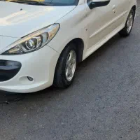 پژو ۲۰۷ به رنگ سفید مدل ۹۶ فقط نصف گلگیر رنگ|خودرو سواری و وانت|تبریز, |دیوار