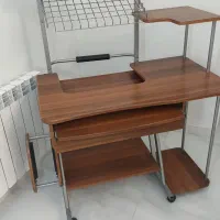 میز کامپیوتر در حد نو فروش فوری