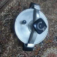زودپز|ظروف پخت‌وپز|رشت, آب و برق|دیوار