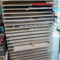 استند مقوای فلزی