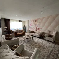 ۷۵متری / خوش نقشه / پارکینگ اختصاصی / شبنم نهم